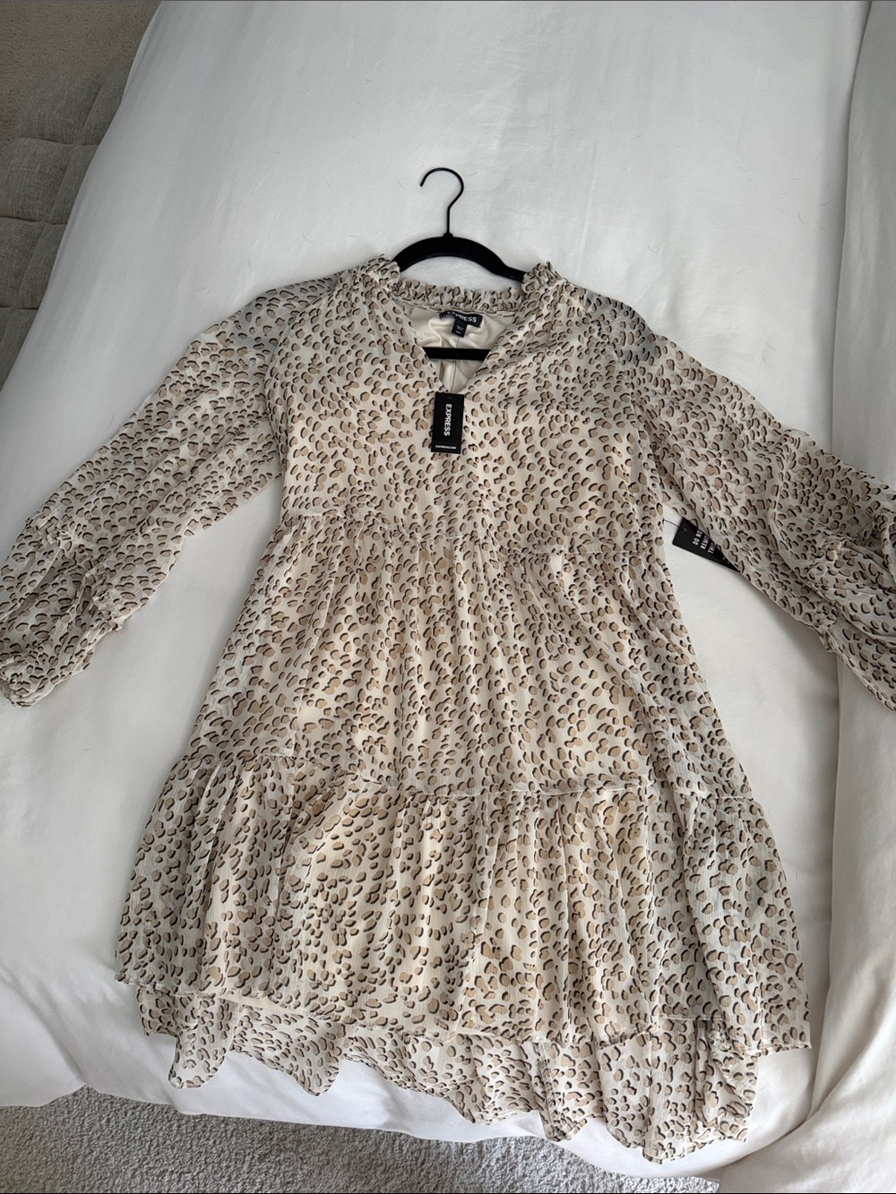 Express women’s Tiered Animal Print Dress - Cream Leopard